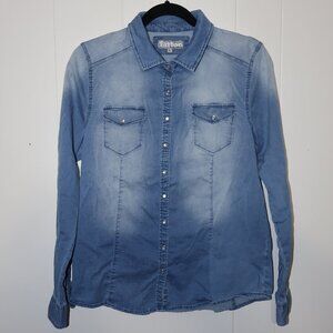 Tattoo Vintage Inspired Denim Shirt – Light Blue (Women’s L)